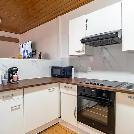 Апартаменты Renovated Duplex In The Heart Of Ромийи-сюр-Сен